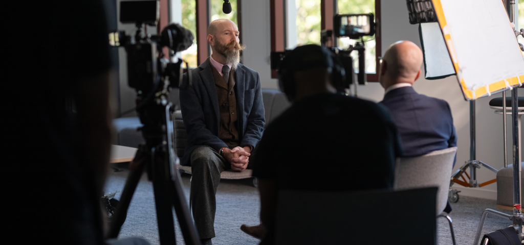 Image assets for Wells Fargo Customer Story