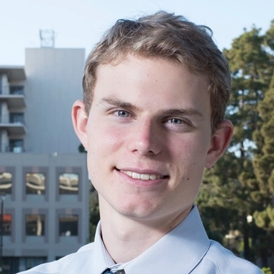 Headshot of Luke Eberle | UserTesting Author